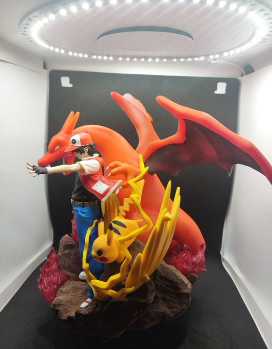 Diorama de Red, Charizard y Pikachu (Pokémon)