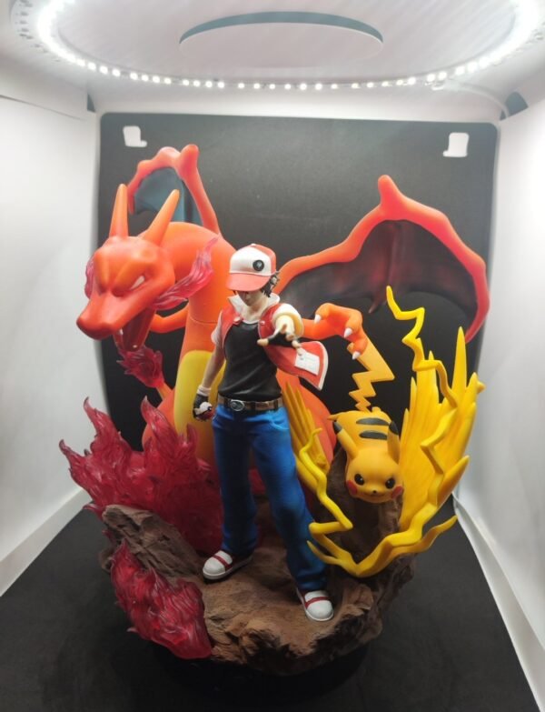 Diorama de Red, Charizard y Pikachu (Pokémon)